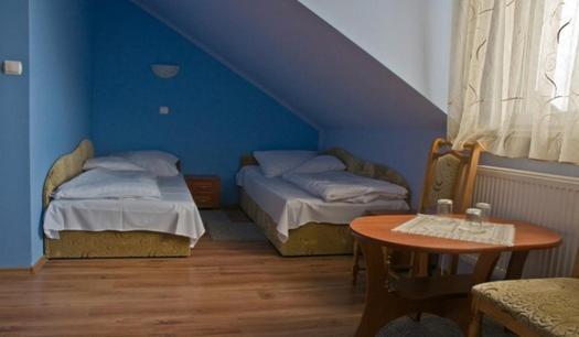 Hotel Czardasz Września Quarto foto