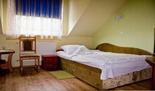 Hotel Czardasz Września Quarto foto